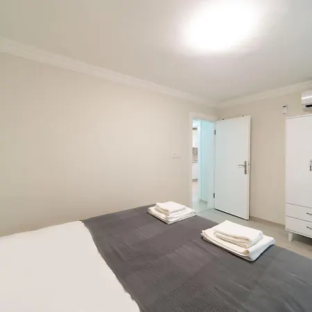 Central Apartment Near Popular Attractions In Antalya